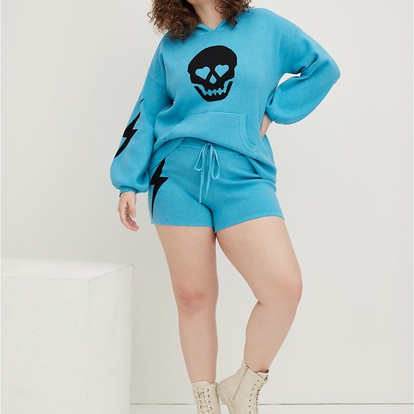 torrid Tops - TORRID Luxe Crop Skull Hoodie